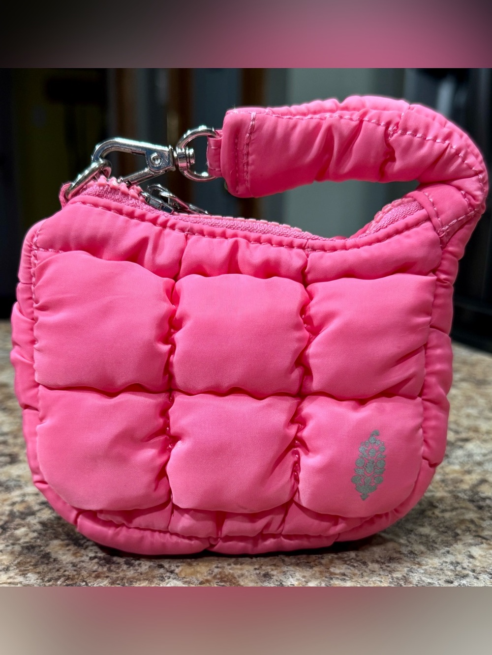 FREE PEOPLE MOVEMENT PINK QUILTED MICRO POUCH NWOT